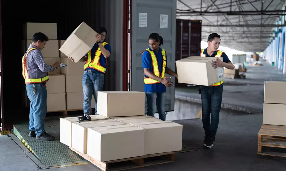 5 Tips to Save Money on Your LTL Freight Shipments